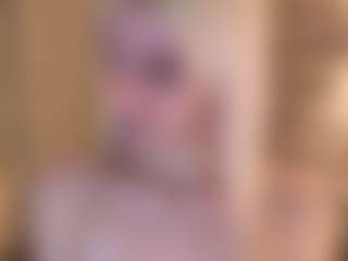 Live cam show with MarloweHarrington - Ass Clapping on Gym Cam Girls