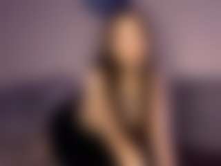 Live cam show with SeeSnelgrove - Hairy Pussy MILF on Camsoda.co