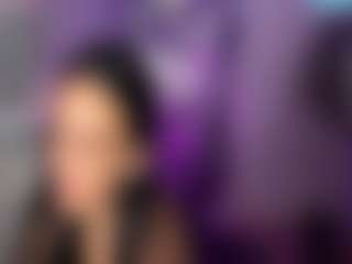 Live cam show with SharenDamphousse - Green Eyes on CamwithHer