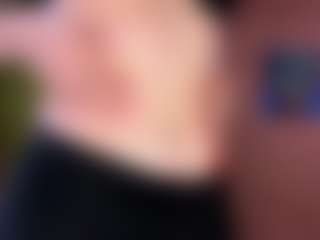 Live cam show with SharenDamphousse - Shaved Pussy on Nude Chat * 1 On 1 Webcam Sex * Live Cam Show