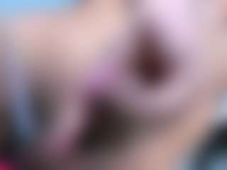 small-princess's Live Sex Cam Show