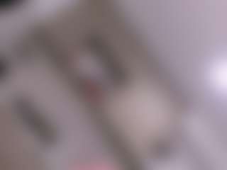 small-princess's Live Sex Cam Show