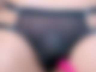 small-princess's Live Sex Cam Show