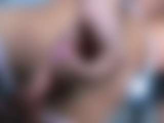 Live cam show with small-princess - Tease on WildCum
