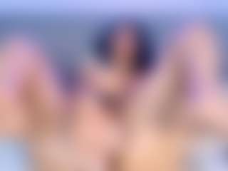 Live cam show with Abaylinares - Fucking on Camsoda