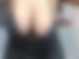 Live cam show with Isla-Ch - White Curvy on Camsoda | colombia
