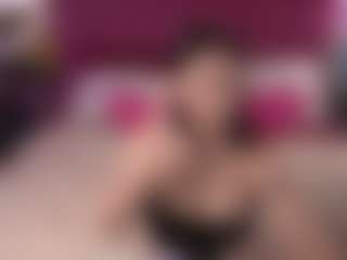 KiraRayy's Live Sex Cam Show