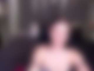 Live cam show with KiraRayy - Toys on Soda Cam
