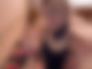 Live cam show with LaraKonzen - Bald on Camsoda