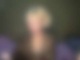 LaraKonzen's Live Sex Cam Show