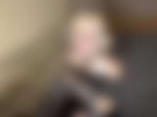 LaraKonzen's Live Sex Cam Show