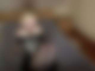 LaraKonzen's Live Sex Cam Show