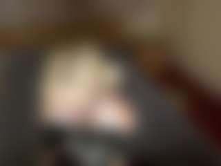 LaraKonzen's Live Sex Cam Show