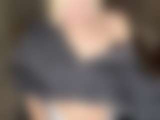 LaraKonzen's Live Sex Cam Show