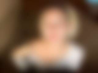 LaraKonzen's Live Sex Cam Show