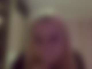 LaraKonzen's Live Sex Cam Show