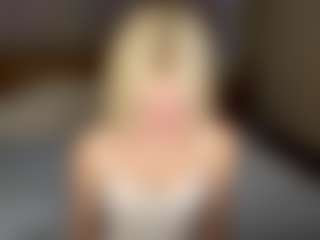 LaraKonzen's Live Sex Cam Show