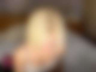 LaraKonzen's Live Sex Cam Show