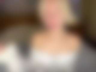 Live cam show with LaraKonzen - White on Uber Horny | georgia