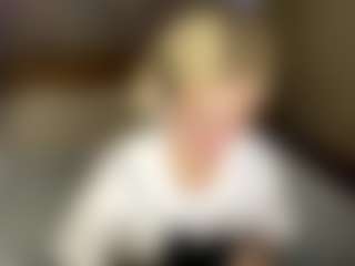 LaraKonzen's Live Sex Cam Show