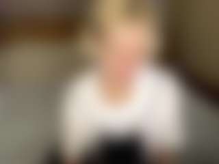 Live cam show with LaraKonzen - Blonde Hair HD on galaxygirlnitro.com