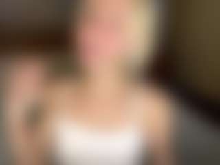 LaraKonzen's Live Sex Cam Show