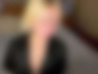 Live cam show with LaraKonzen - Blonde Hair Blowjob on Mixed Magazine Live