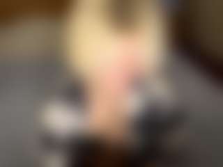 Live cam show with LaraKonzen - Hippie on LiveSexCams6