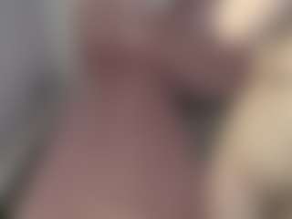 Mia-Pink-Ch's Live Sex Cam Show