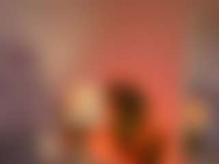 Live cam show with NicoleJoyce - Tittyfuck on Dolls Live