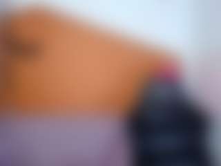 Sara-Lux-T's Live Sex Cam Show