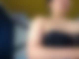 SerenaWilde's Live Sex Cam Show