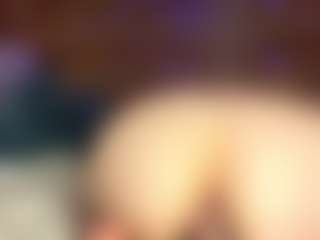 Live cam show with Lois - Bondage on CamClone