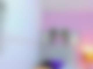 Chloe-Brm's Live Sex Cam Show