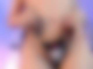 Live cam show with Chloe-Brm - Tittyfuck on camtv