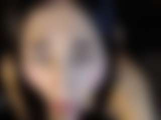 Chloe-Brm's Live Sex Cam Show