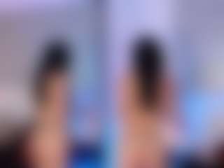 Live cam show with Chloe-Brm - Green Eyes on liverealitysex.com