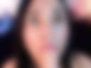Live cam show with Chloe-Brm - Fingering on SpankPalCams