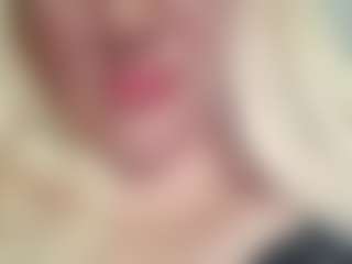 coroa-aretada's Live Sex Cam Show