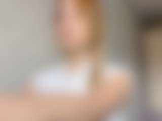 Live cam show with EdnaDellapina - Blue Eyes on Camsoda