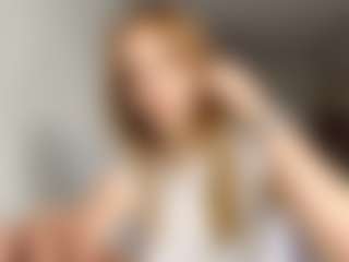 Live cam show with EdnaDellapina - Petite on live18s.com