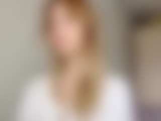 EdnaDellapina's Live Sex Cam Show
