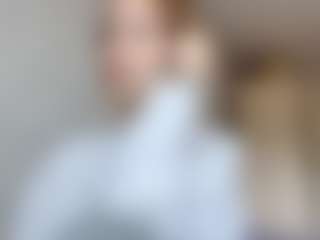 Live cam show with EdnaDellapina - College on AdultVida.com