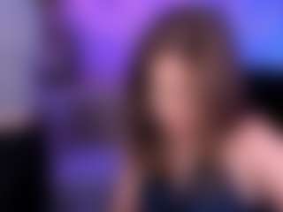 hazel-wildeとのライブチャットショー - CamsodaのThreesome