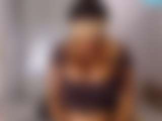 Live cam show with MelonSparkels07 - Young Adult on Livezox