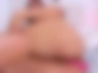 Live cam show with SiennaReese - Squirt Latina on crypto-cams | colombia