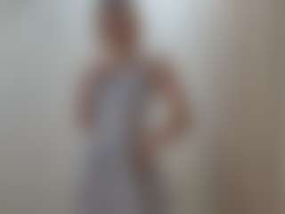 Live cam show with TeressaEstabrooks - Petite on Camsoda