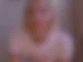 Spettacolo in cam dal vivo con TeressaEstabrooks - Granny su Camsoda