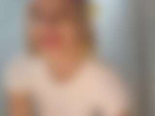 Live cam show with TeressaEstabrooks - Striptease Granny on infinitiblacc.com