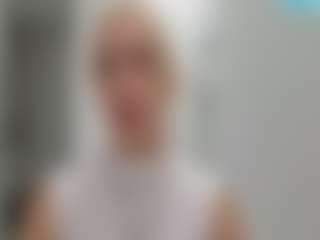 Live cam show with TeressaEstabrooks - Granny Blonde Hair on Big Tits